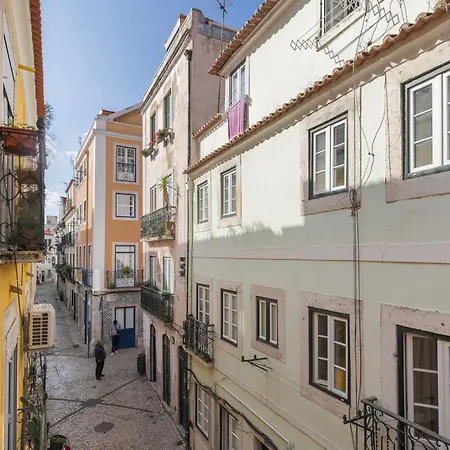 Cozy 1bdr By Lovelystay Lisboa
